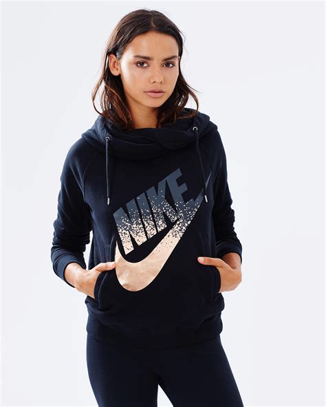 Nike Rally online 